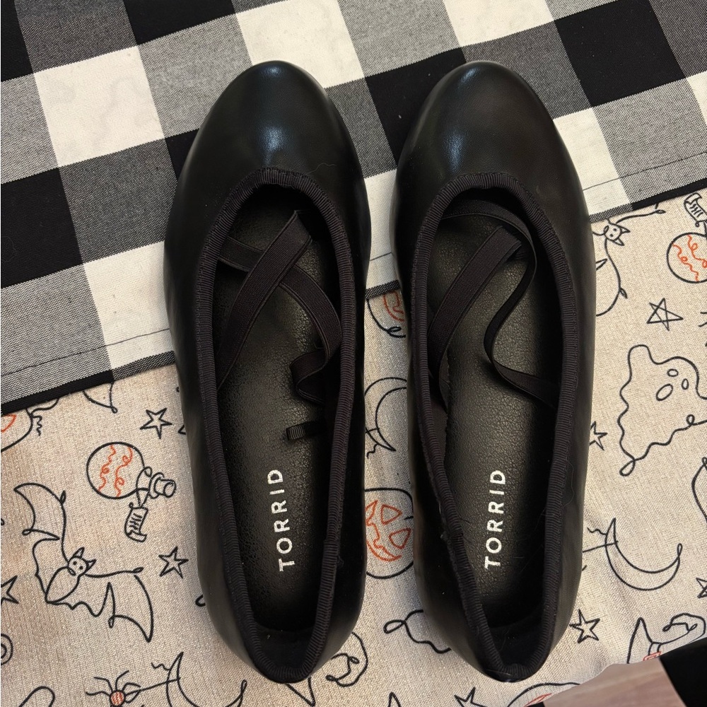 NWOT Torrid Elastic Strap Ballet Flat (WW)